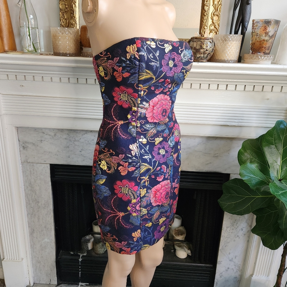 Bebe Black Mini Brocade Dress Sz 4 Floral Strapless Party Metallic Dark Romantic - Picture 6 of 11